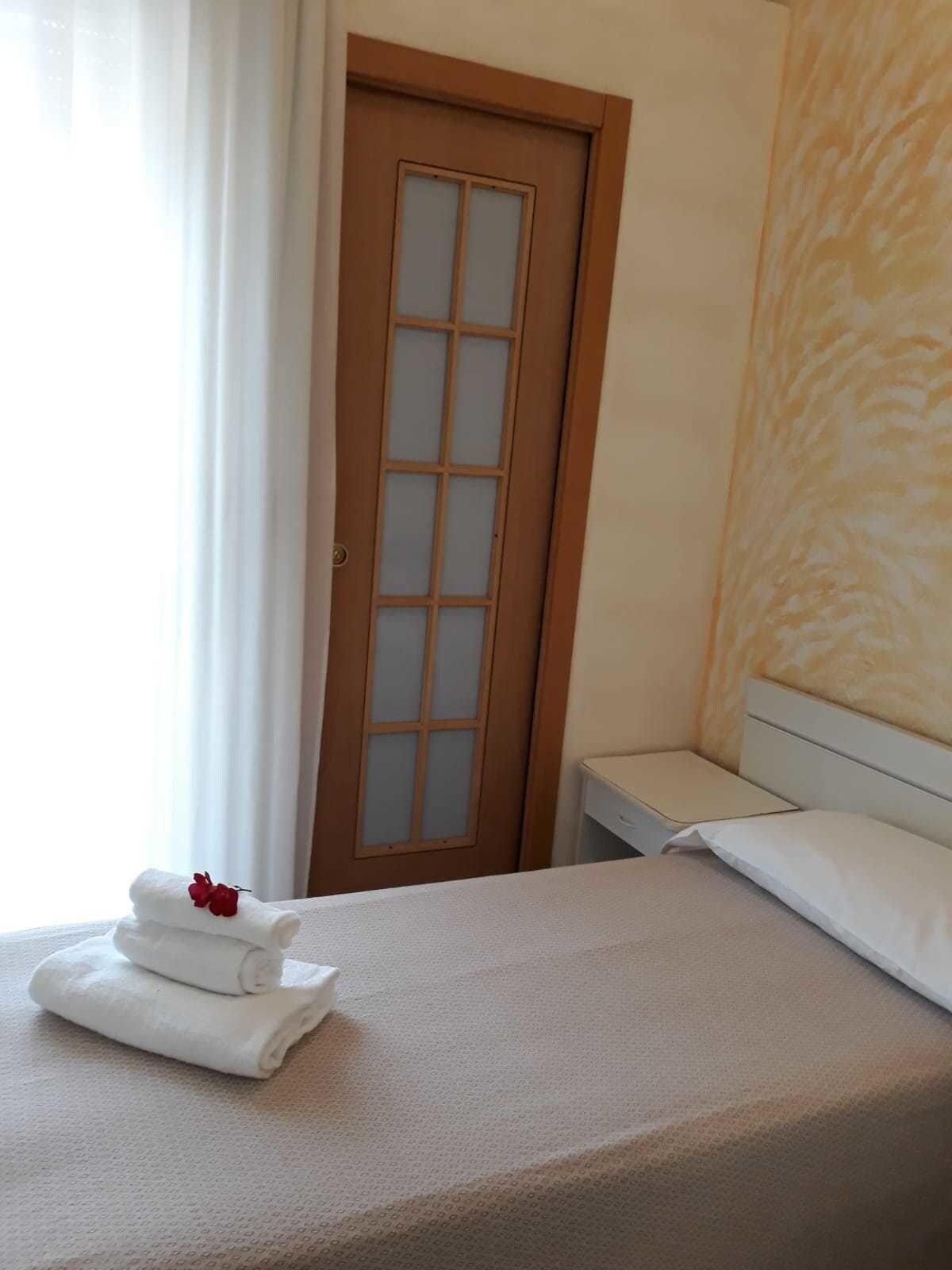 Hotel Atrium Ріміні Екстер'єр фото